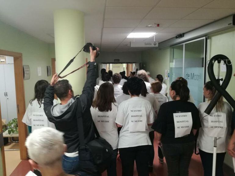 Protestas en el Hospital de Motril ante la falta de médicos