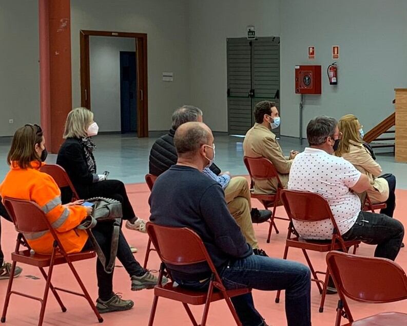 Reunión de alcaldes en Alcolea de Cinca con la presencia de Isaac Claver. Foto: Ayuntamiento de Alcolea de Cinca 