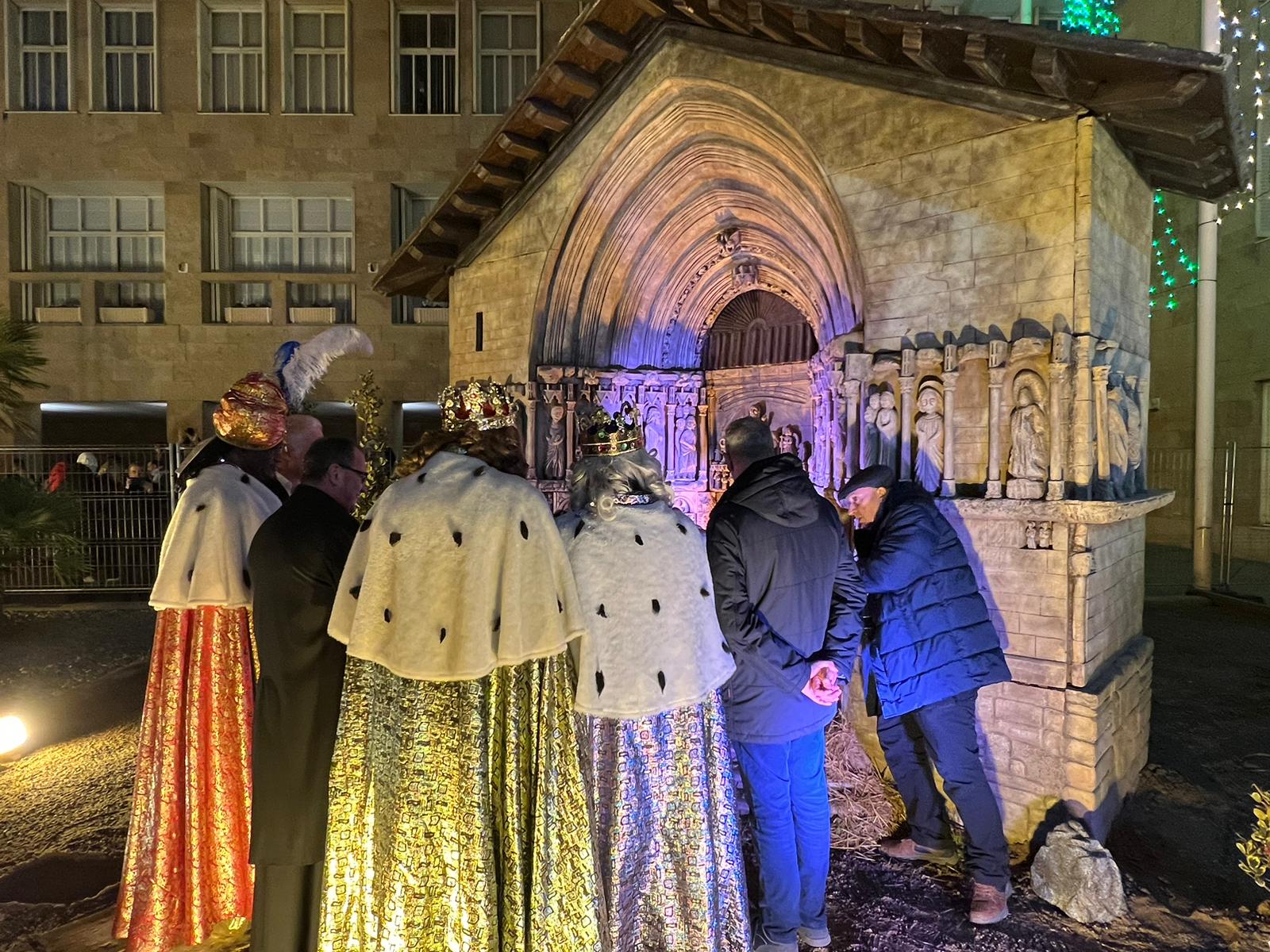 Foto en el belén municipal del Ayuntamiento de Logroño