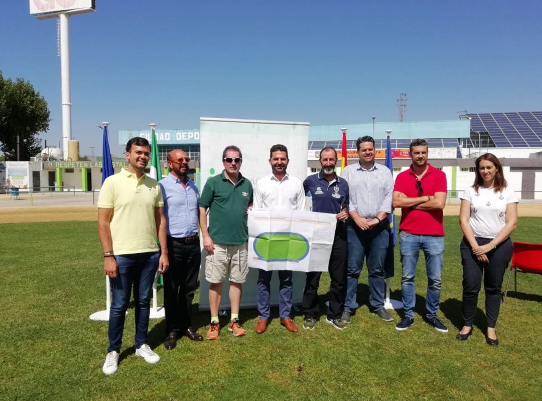 Presentación de la nueva pista de atletismo de Maracena (Granada)