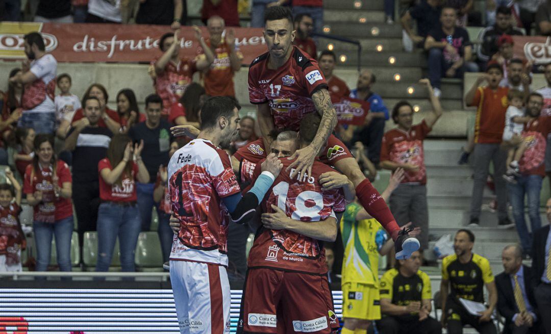 ElPozo celebrando una victoria durante esta temporada