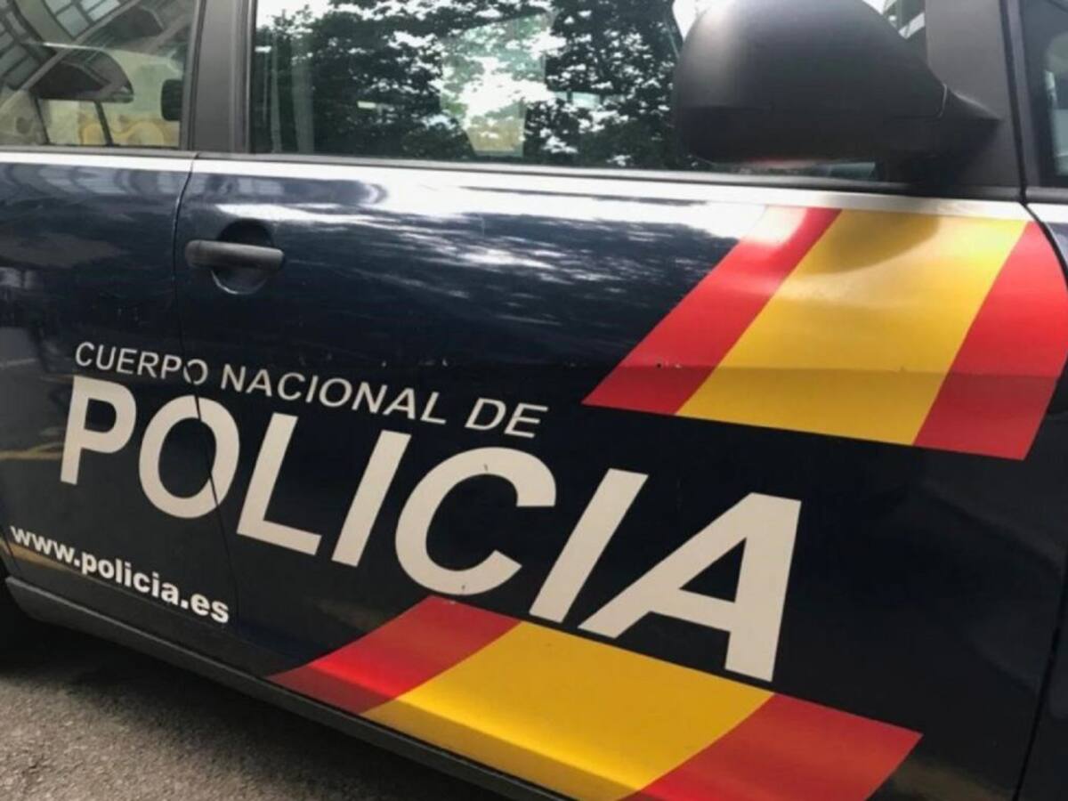 Dos detenidos en Algeciras por pertenecer a un grupo criminal especializado en estafas por Internet