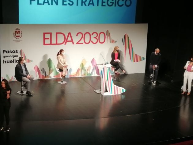 Presentación en el Teatro Castelar de Elda