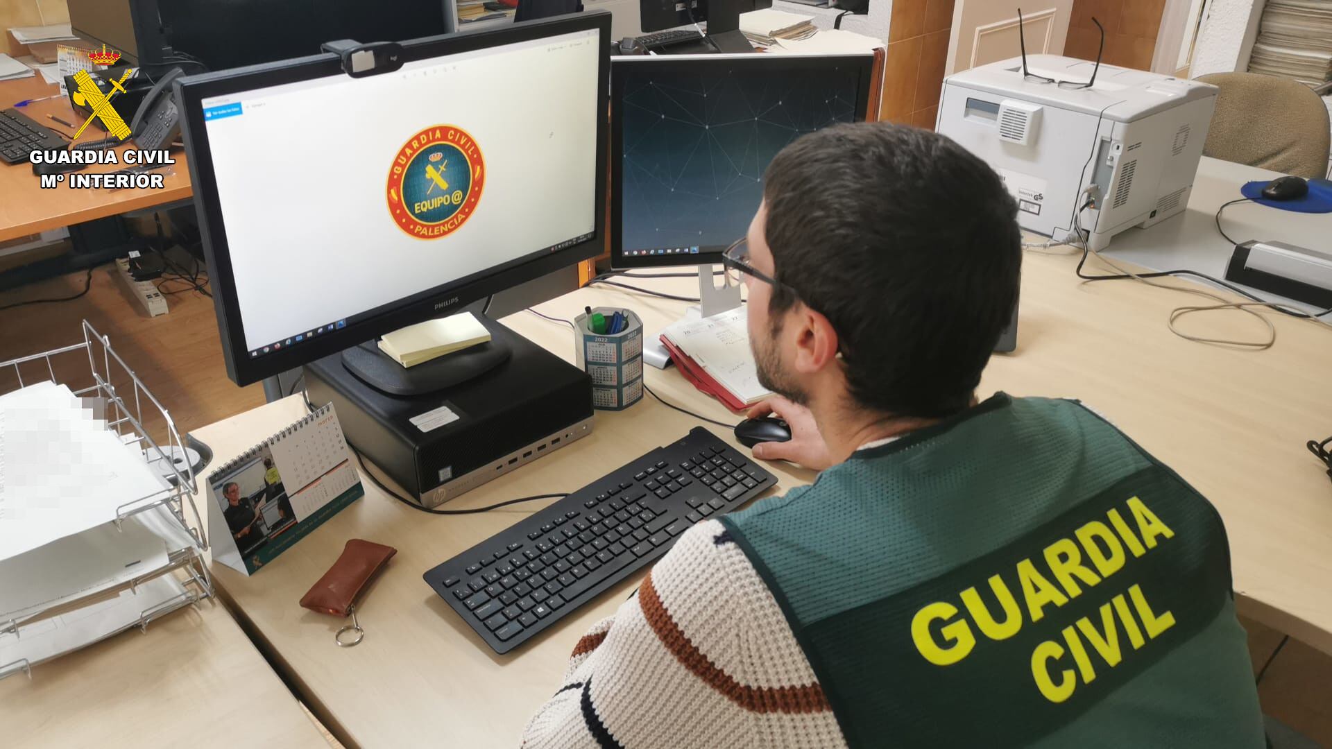 La Guardia Civil investiga a dos personas por un supuesto delito de estafa por internet