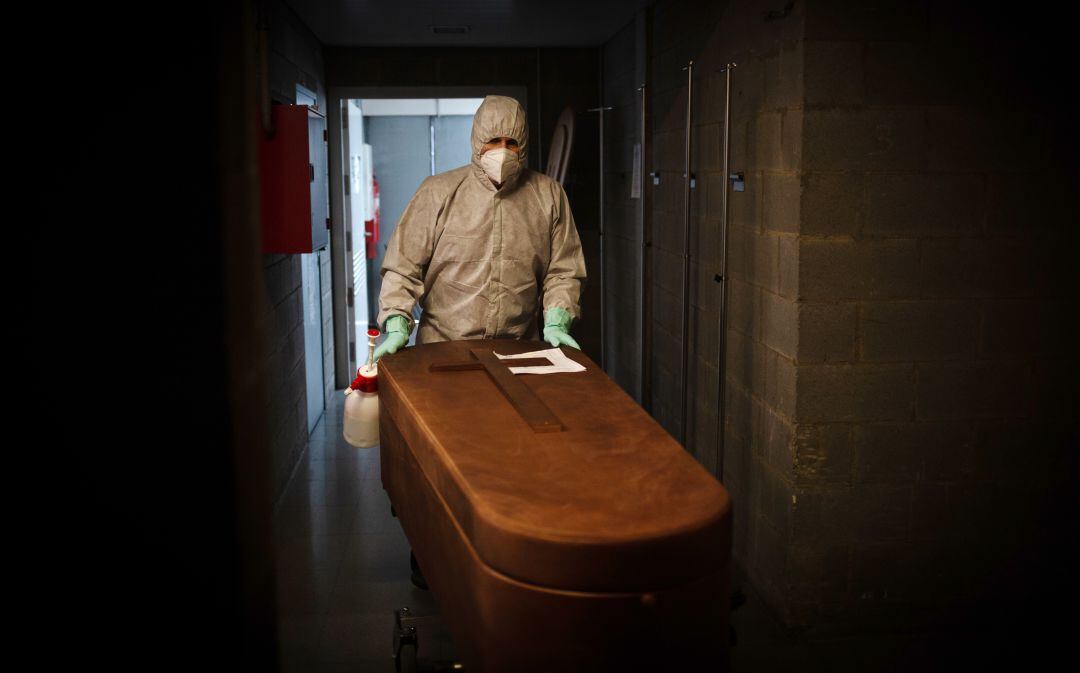 Desde el inicio de la pandemia en la Región de Murcia han fallecido 1.635 personas