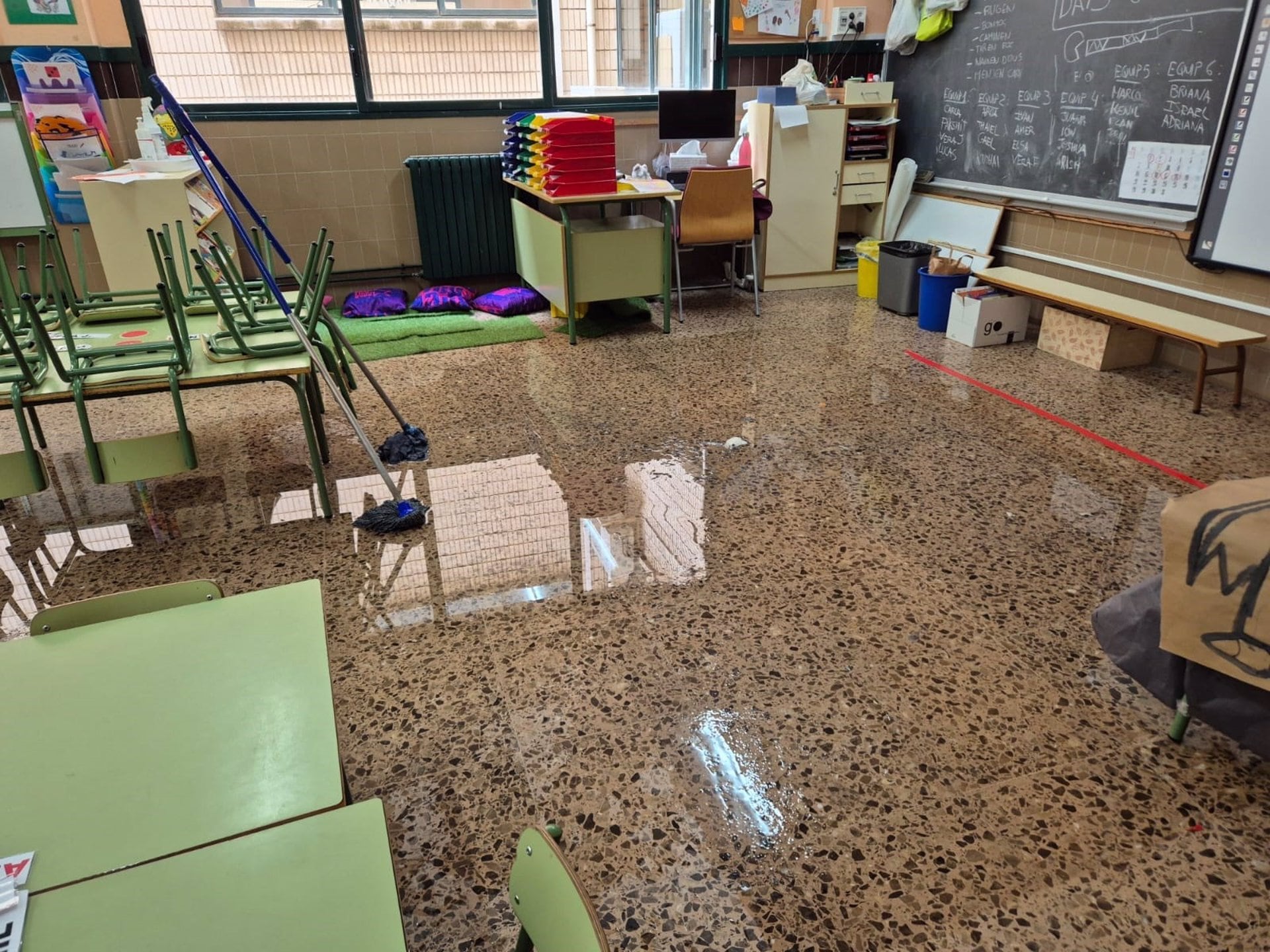 Efectos de la lluvia en el CEIP Lluis Braille de València