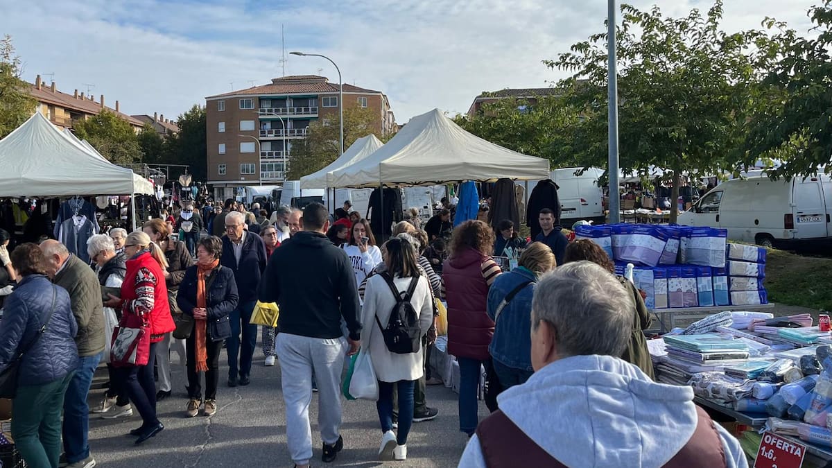 Las frutas y verduras llegan a los mercadillos de Toledo: la demanda de licencias multiplica por cuatro a la oferta