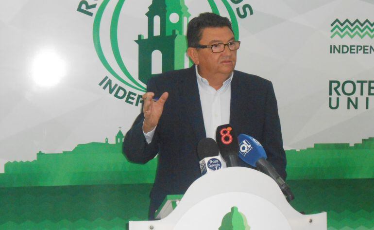 Lorenzo Sánchez en un acto de su partidlo