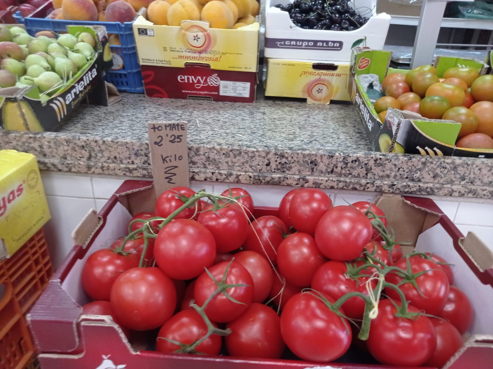 Tomates a 2,25 el kilo