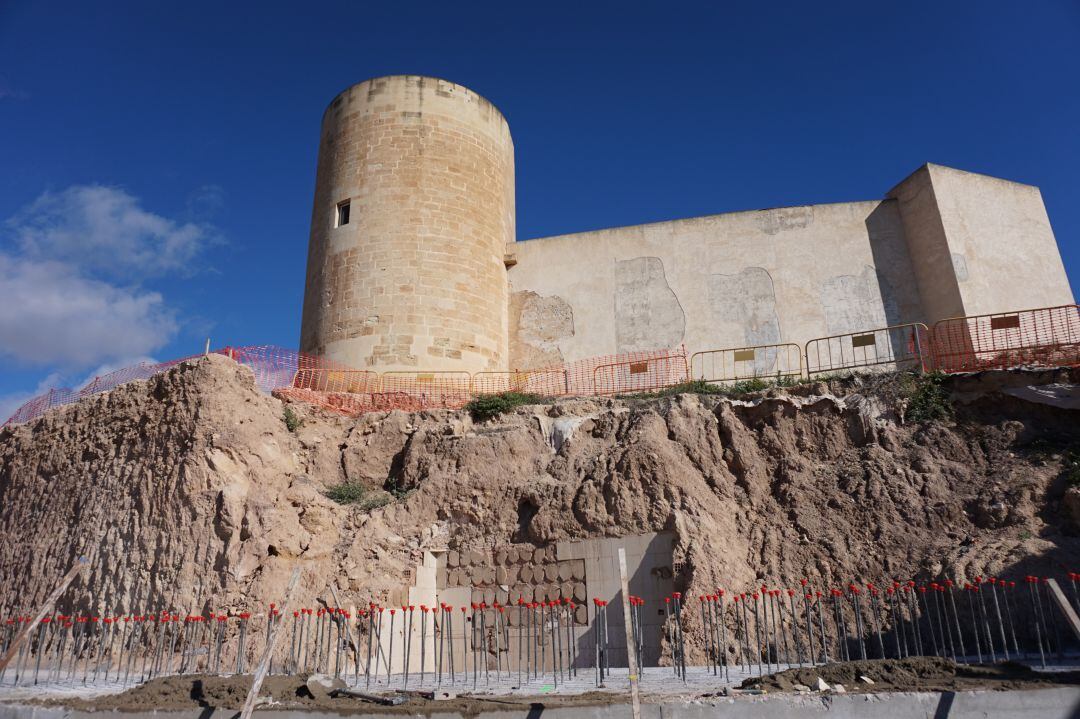 Imagen de archivo de obras en el castillo de Elda 