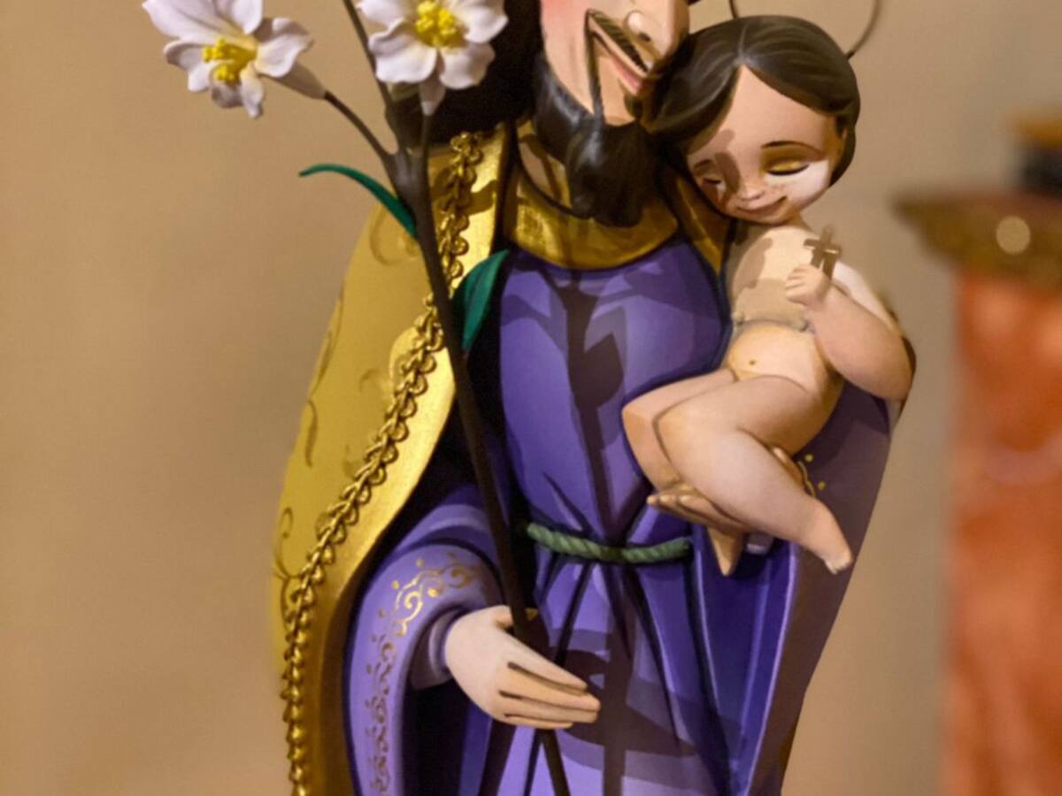 Homenaje de las fallas de Gandia a Sant Josep con un Ninot que estará en las casas que lo soliciten