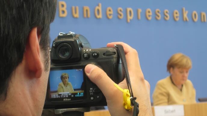 La canciller alemana, Angela Merkel, en el encuentro que ha celebrado con periodistas