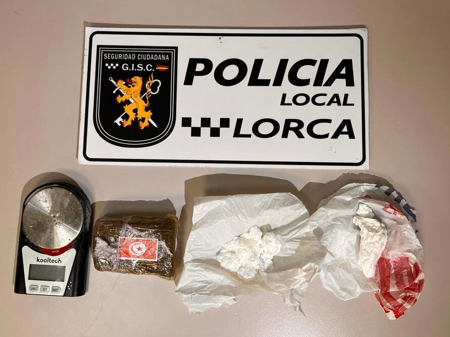 Cocaína y hachís incautados