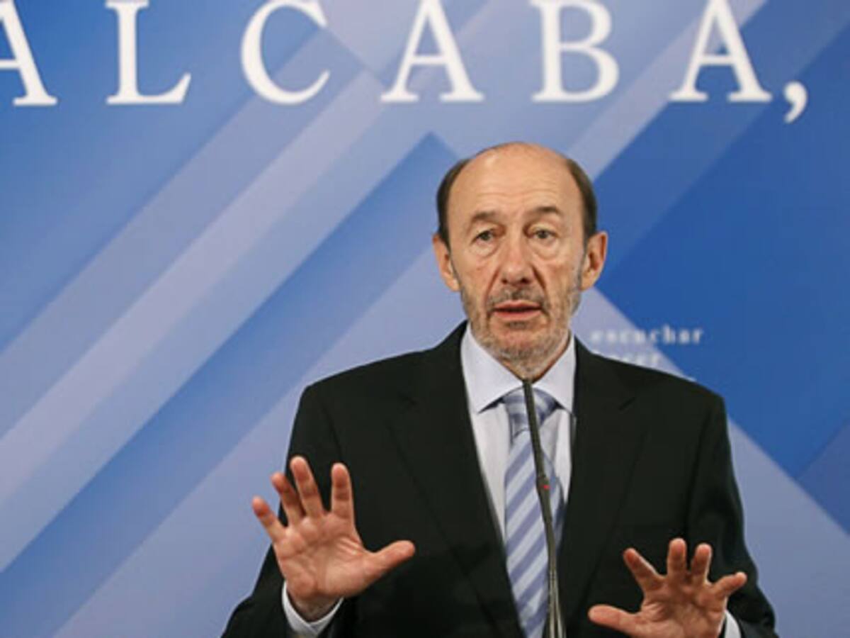 Rubalcaba descarta la recesión y pide a la UE una acción "contundente"