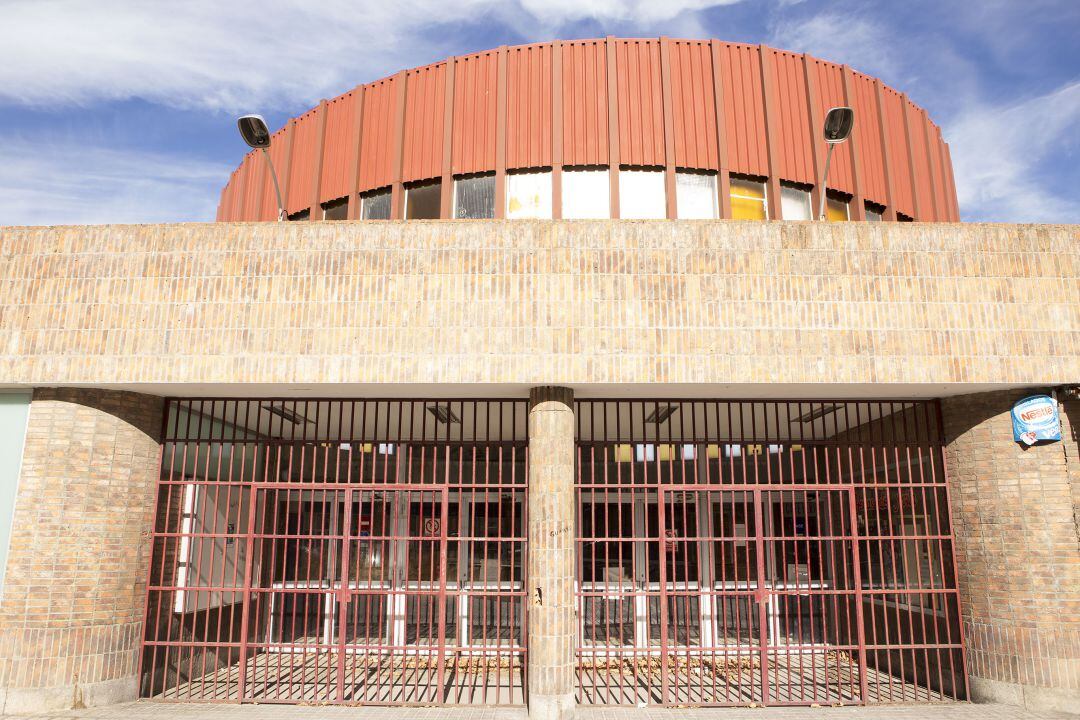 Edificio de la antigua estación de autobuses que será derribado próximamente