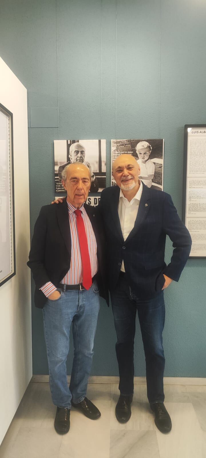 Luis Alberto de Cuenca y Gabriel Sopeña en Barbitania.