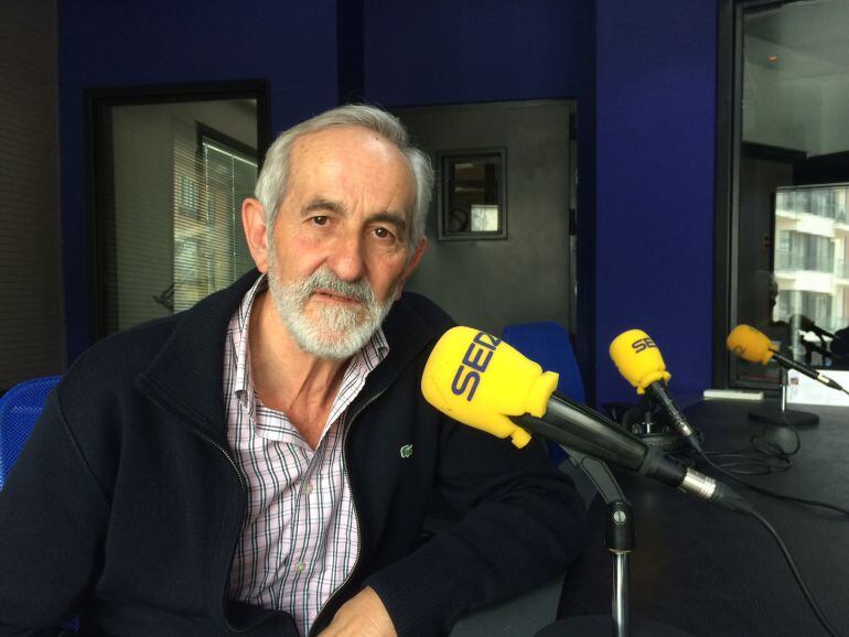 El sindicalista agrario, Matías Llorente, en los estudios de Radio León