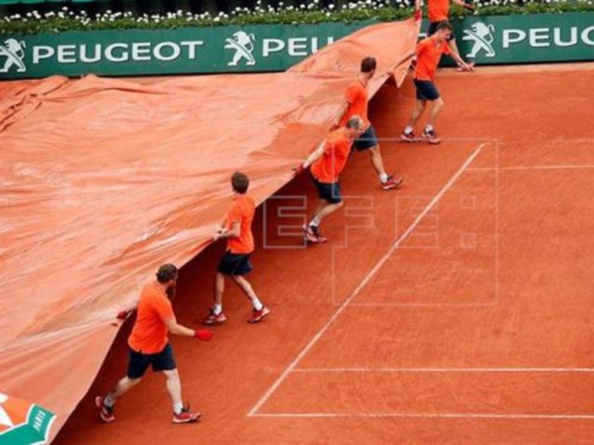 Aplazado hasta mañana por la lluvia el choque entre Nadal y Bolelli