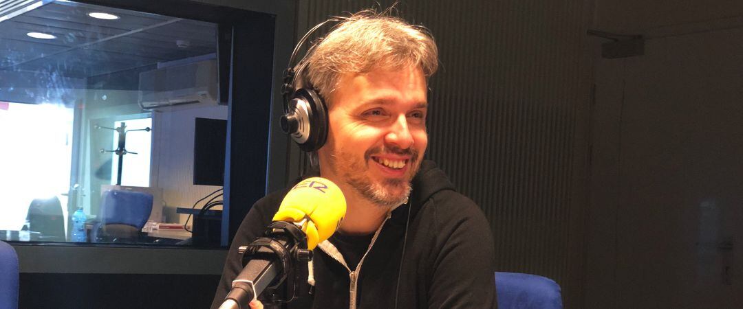 Juan Gómez-Jurado durante su entrevista en A vivir Madrid