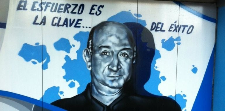 Graffiti con el histórico directivo alavesista Compa