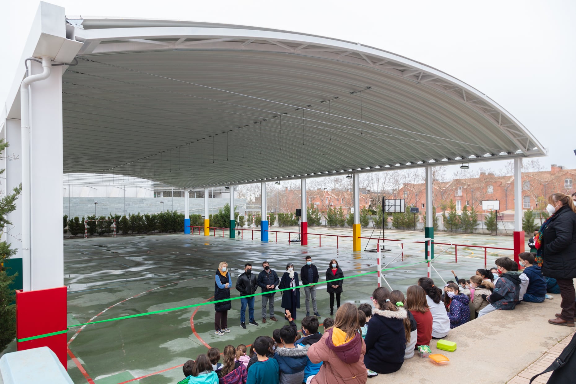 Nueva cubierta en las pistas exteriores del colegio público Ciudad de Nejapa de Tres Cantos