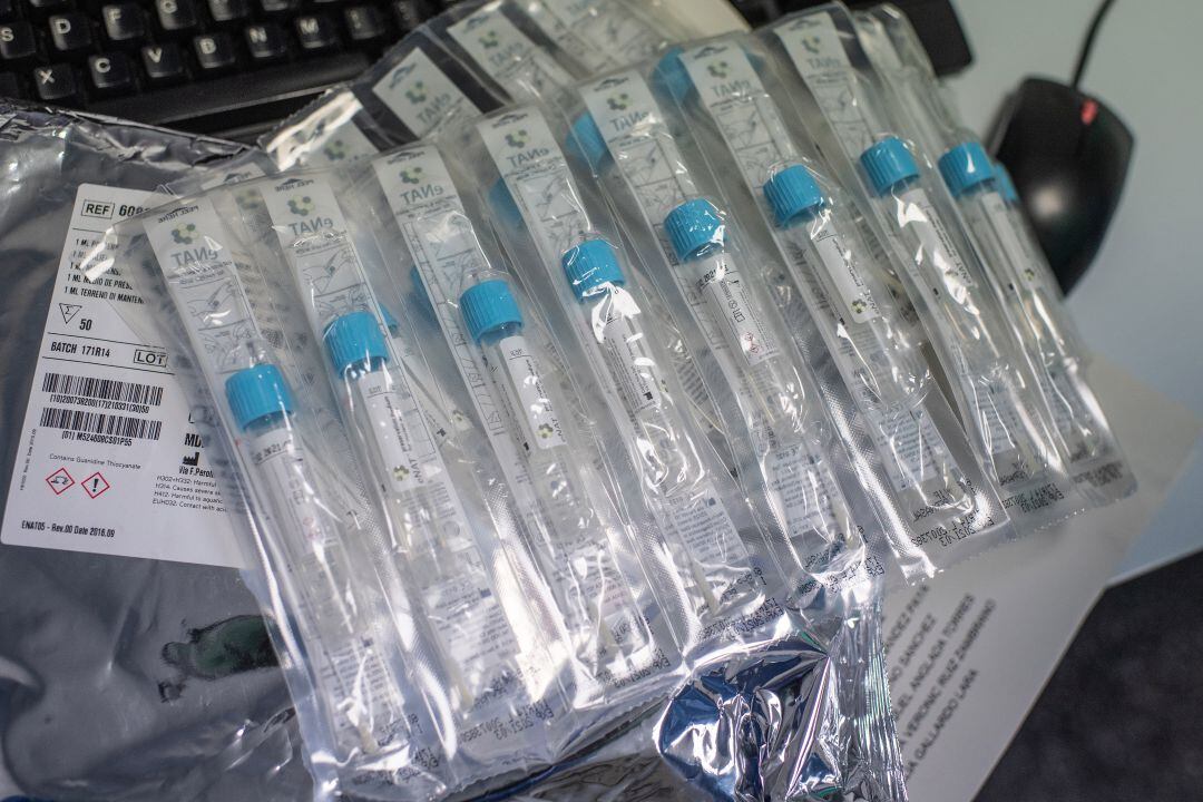 Tubos apilados para recoger muestras de PCR. 