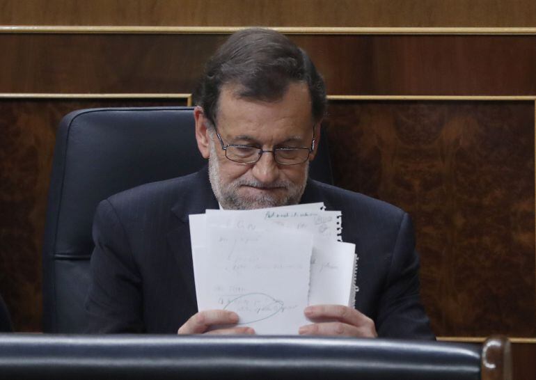 El presidente del Gobierno en funciones y candidato del PP, Mariano Rajoy, durante la sesión de investidura.