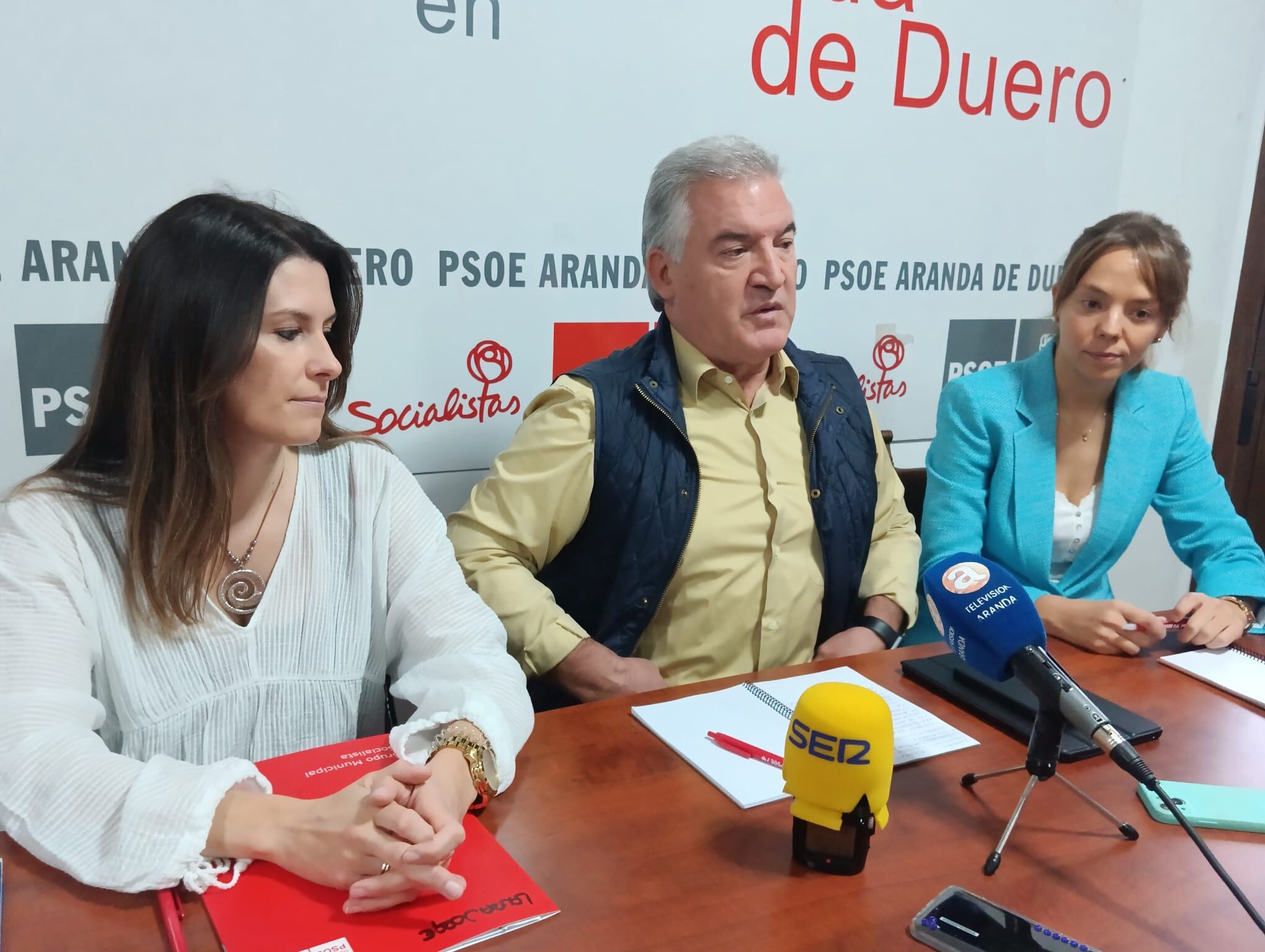 De izquierda a derecha, Laura Jorge, Ildefonso Sanz y Ana Lozano