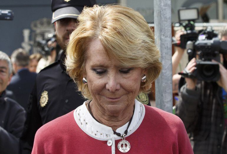 Esperanza Aguirre deja la Audiencia Nacional tras su declaración como testigo en el juicio de Gürtel