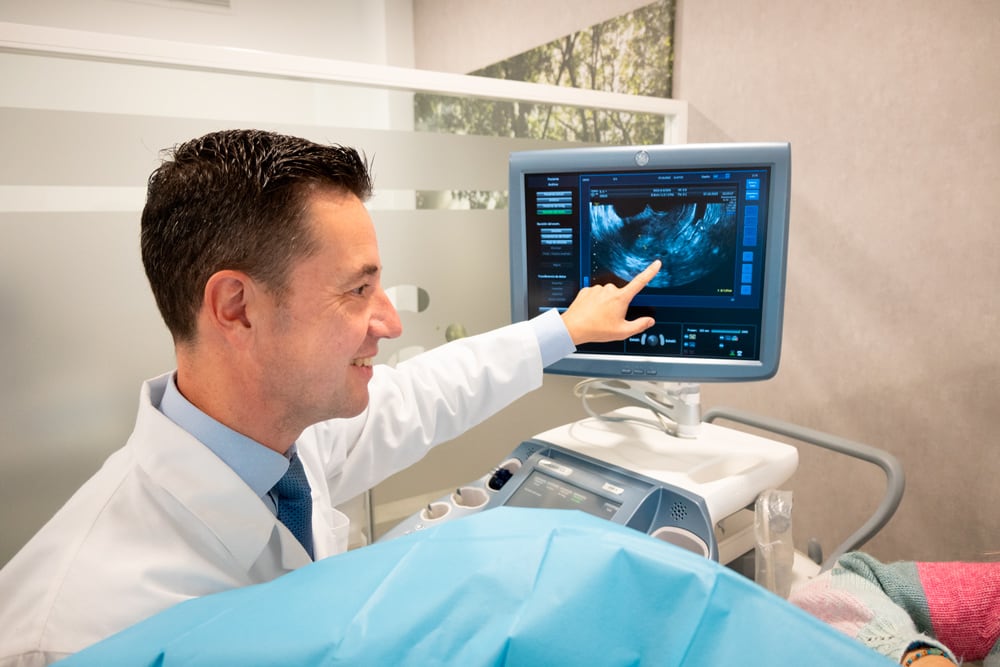 El doctor José Manuel Gómez, director médico de IVF-Life Alicante