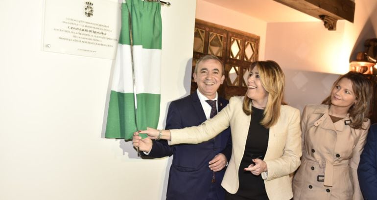 Susana Díaz visitó una casa palacio en Mengíbar