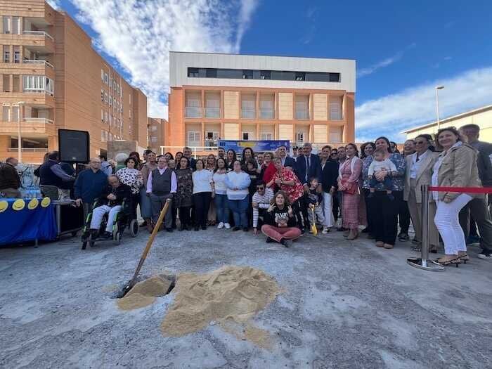 Primera piedra de la nueva el residencia para personas con discapacidad intelectual de Asalsido.