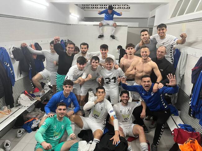 El Olímpic tras su victoria ante el Calpe