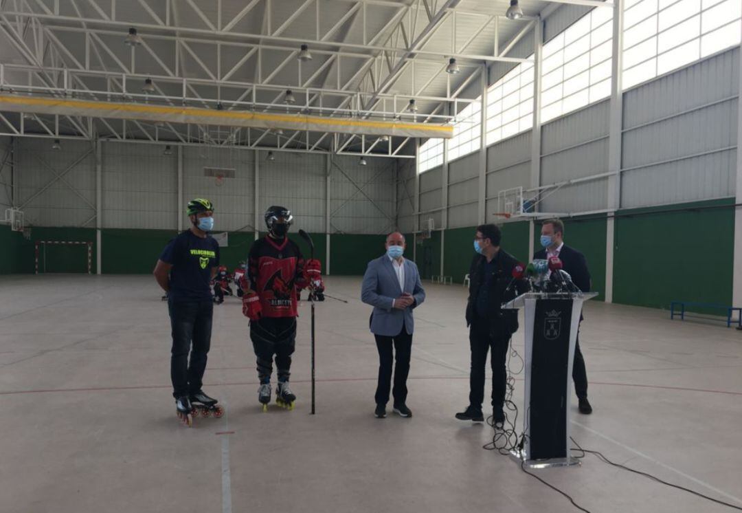 Rueda de prensa en el Pabellón de Jorge Juan este lunes