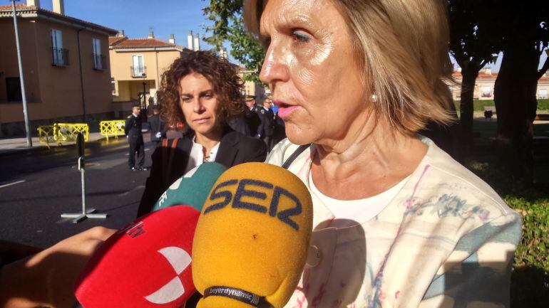 Ángeles Ortega, subdelegada del Gobierno en Ávila condena el asesinato de una joven en Arévalo