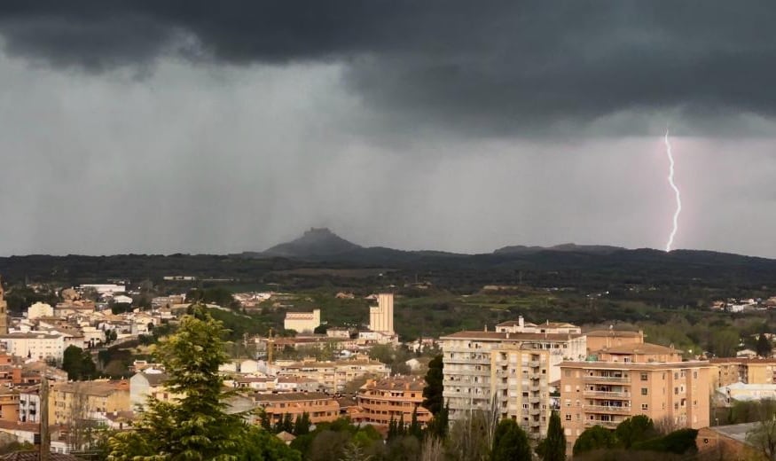 El oscurecimiento de los cielos no tendrá nada que ver con la situación meteorológica adversa con la que empezará el otoño en la mayor parte del país.