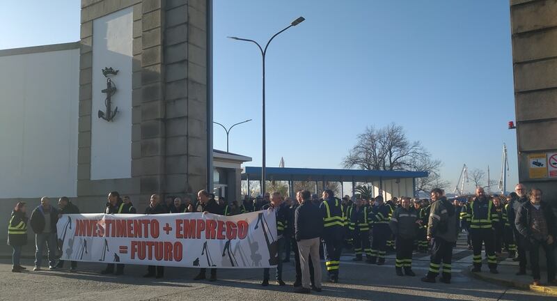 Concentración en la puerta de entrada de Navantia Ferrol