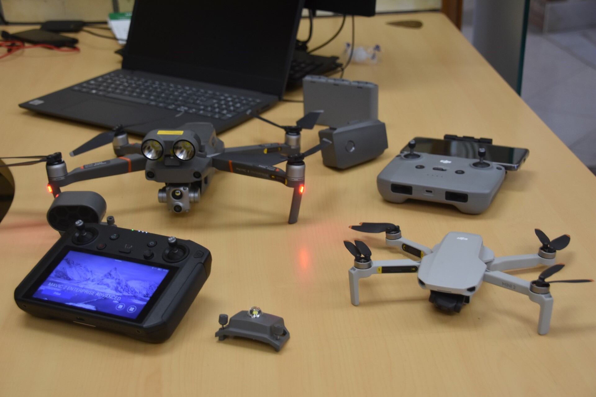 Equipos de la Unidad de Drones de la Policía Local