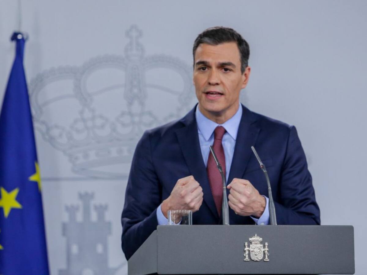 El Gobierno recomienda el cierre de los centros educativos en todo el país