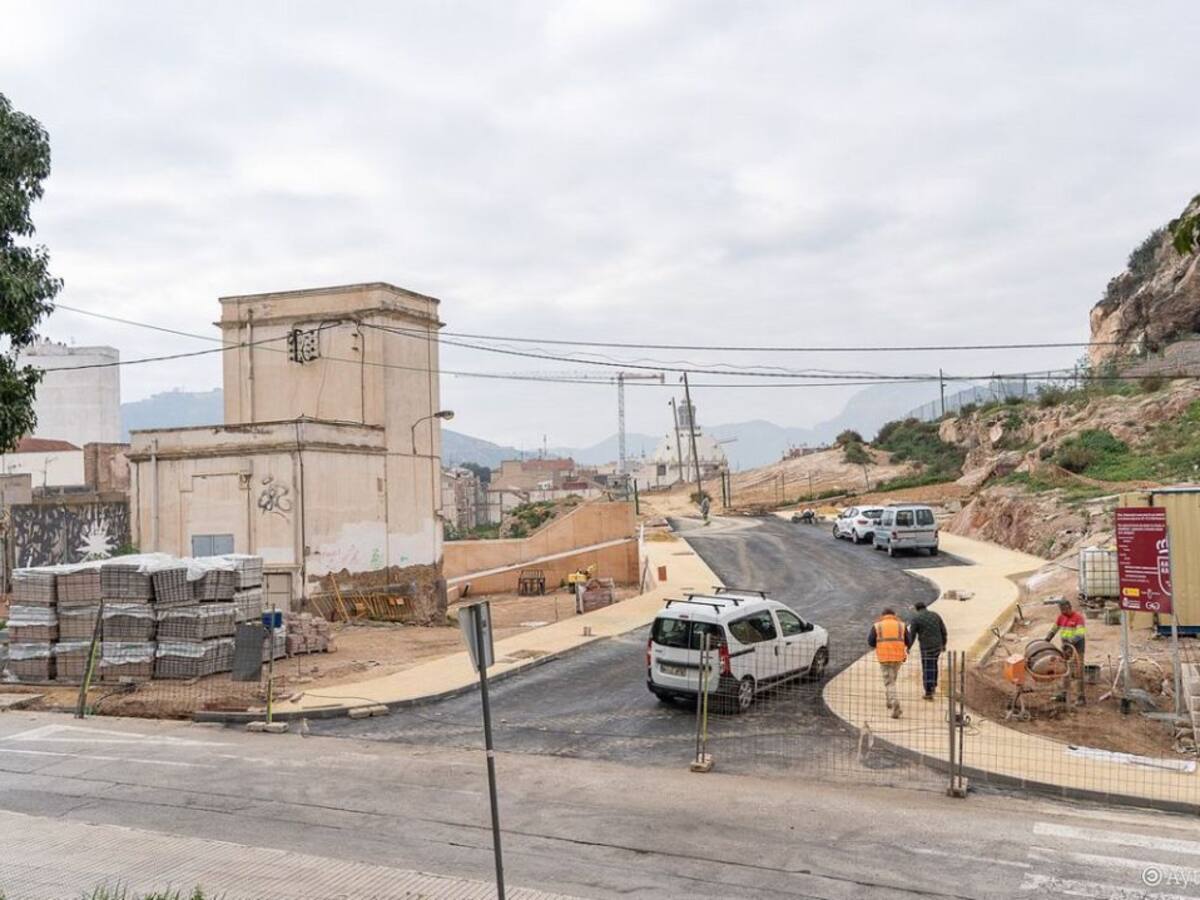 Aparece una pileta romana en la calle Sor Francisca de Armendáriz