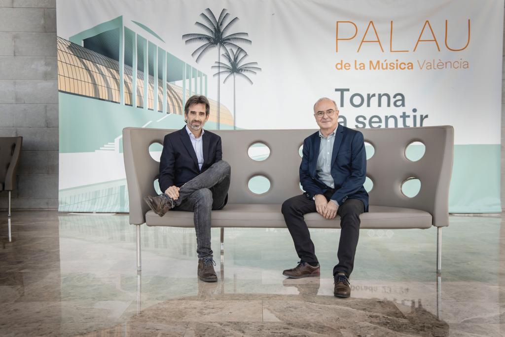 José Luis Moreno, concejal de Cultura, y Vicente Llimerá, director del Palau de la Música de València