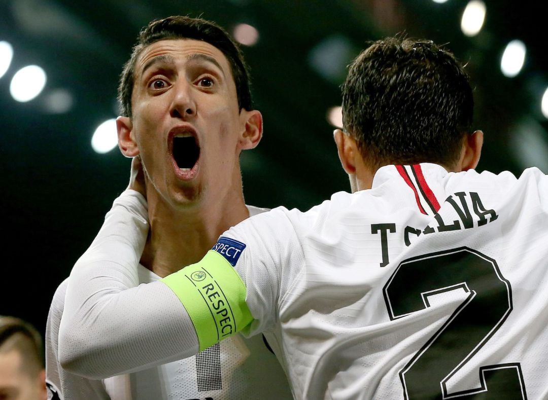 Di María celebra uno de los dos goles del París Saint Germain en Old Trafford