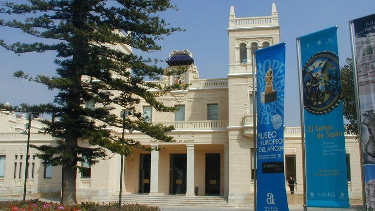 Fachada del Museo Arqueológico de la Provincia de Alicante