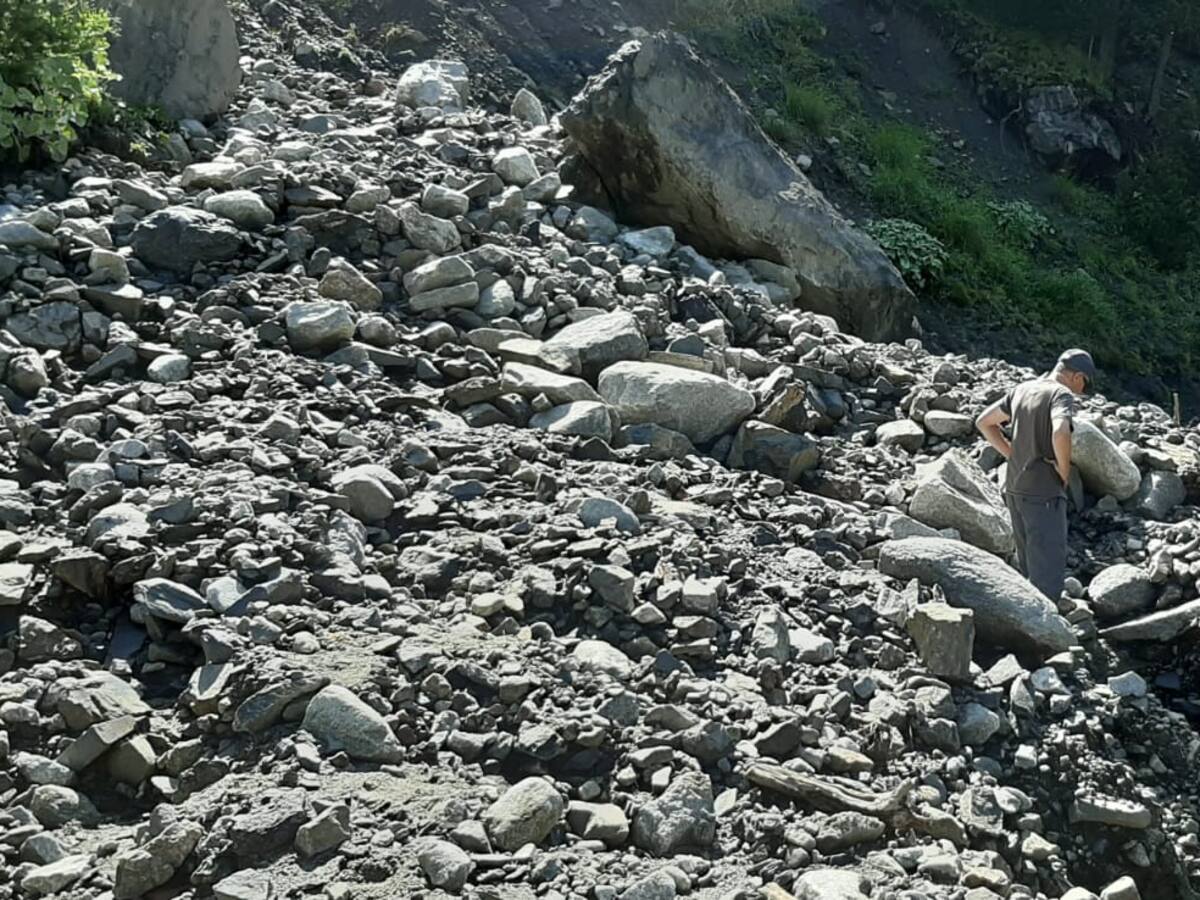 Cerrada la pista de Vallibierna por desprendimientos