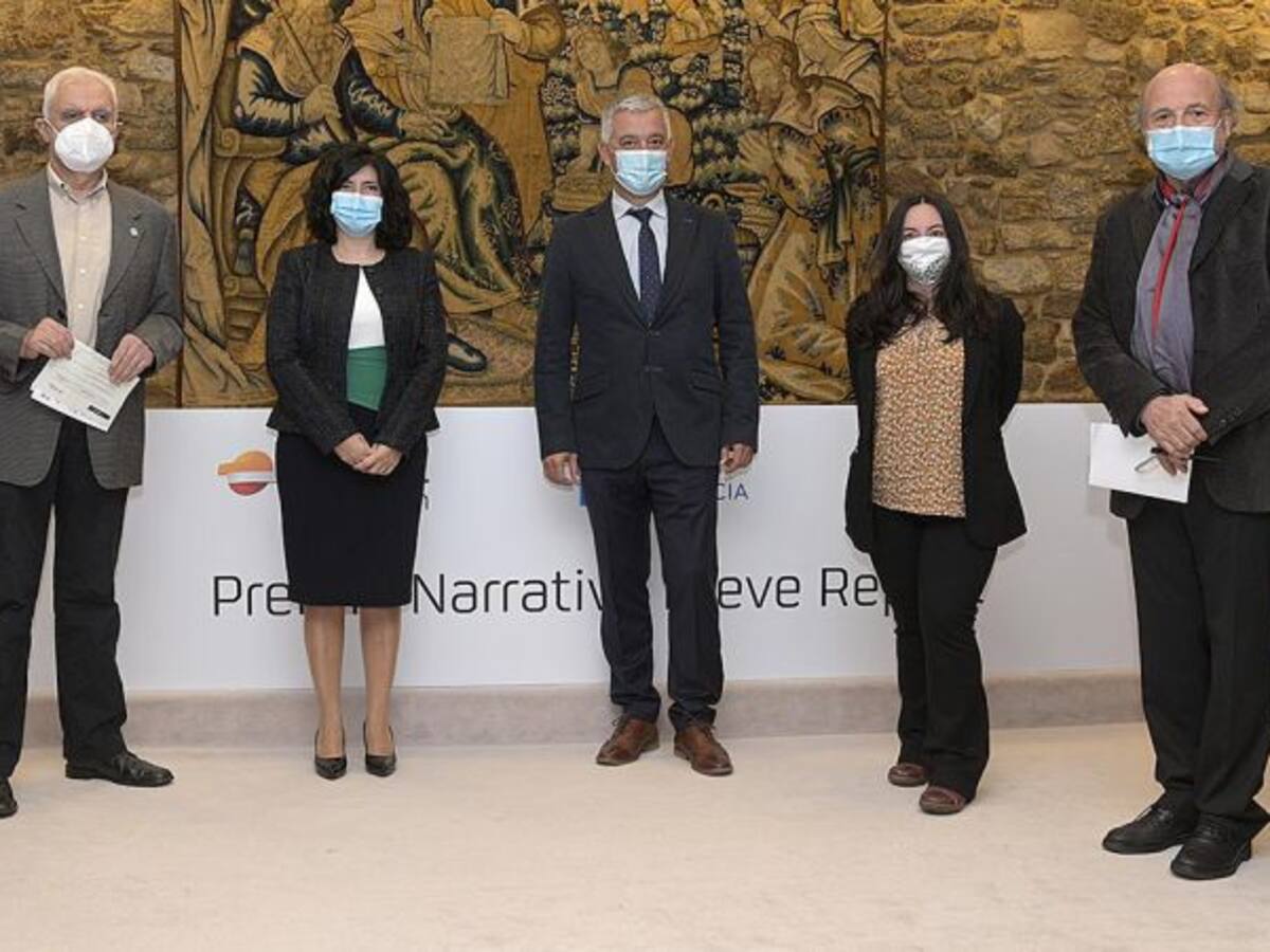Berta Dávila volve a gañar o Premio de Narrativa Breve Repsol