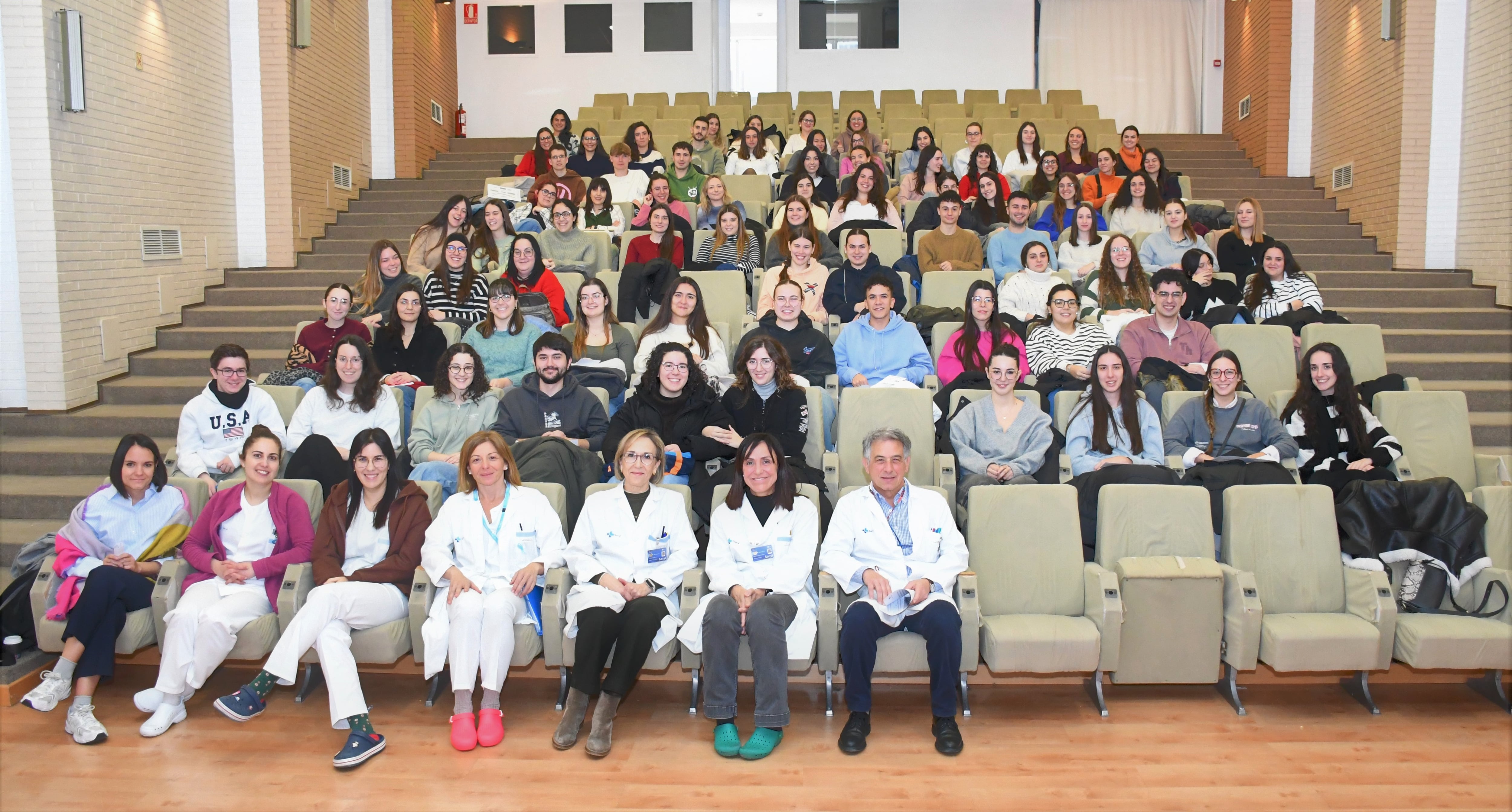 La Gerencia de Asistencia Sanitaria de Palencia da la bienvenida a 59 alumnos de la Escuela Universitaria de Enfermería que comienzan sus prácticas