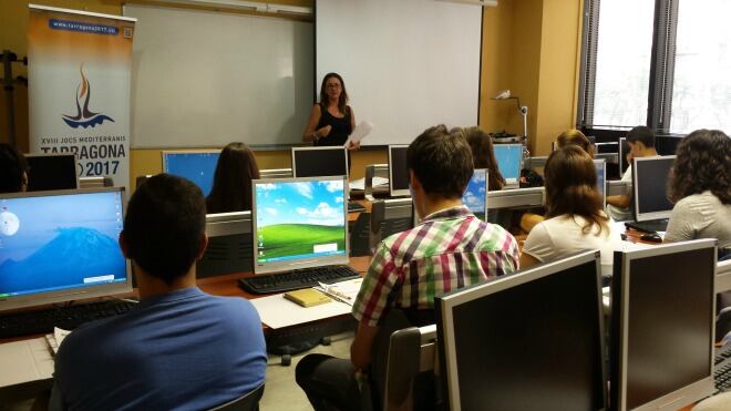 Una de les classes del pla formatiu del voluntariat dels Jocs Mediterranis Tarragona 2017.