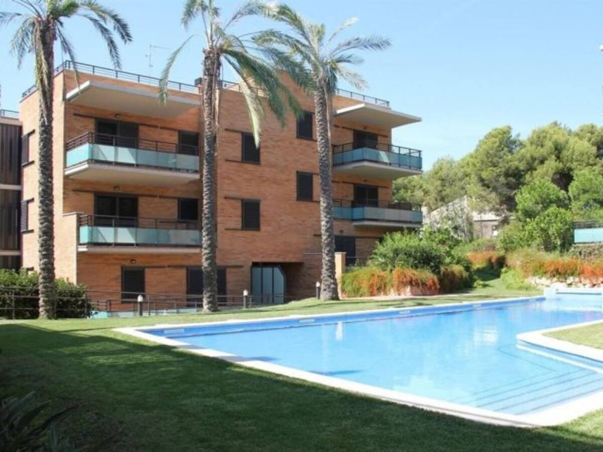 El Consell prohíbe el alquiler turístico en suelo urbano