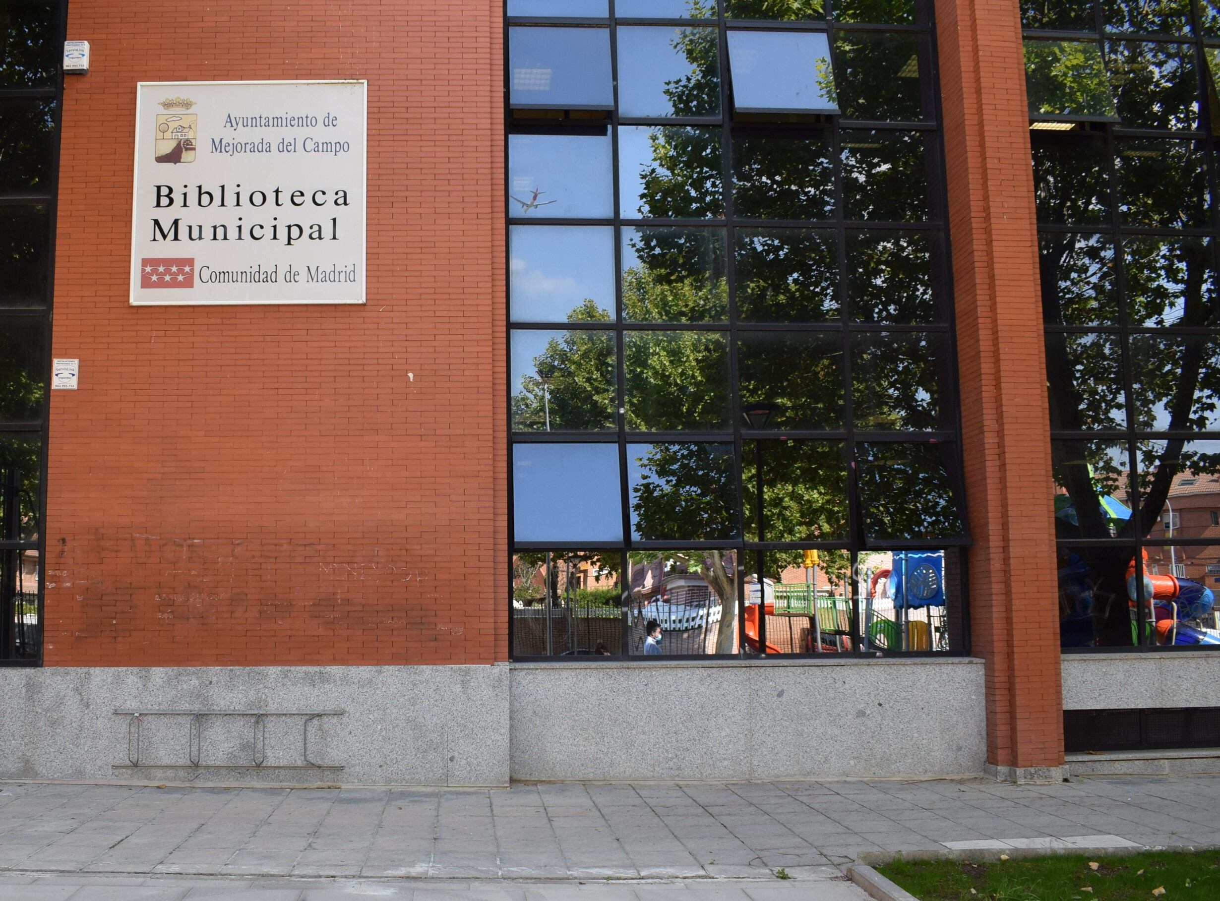 Biblioteca Municipal &#039;Almudena Grandes&#039; de Mejorada del Campo