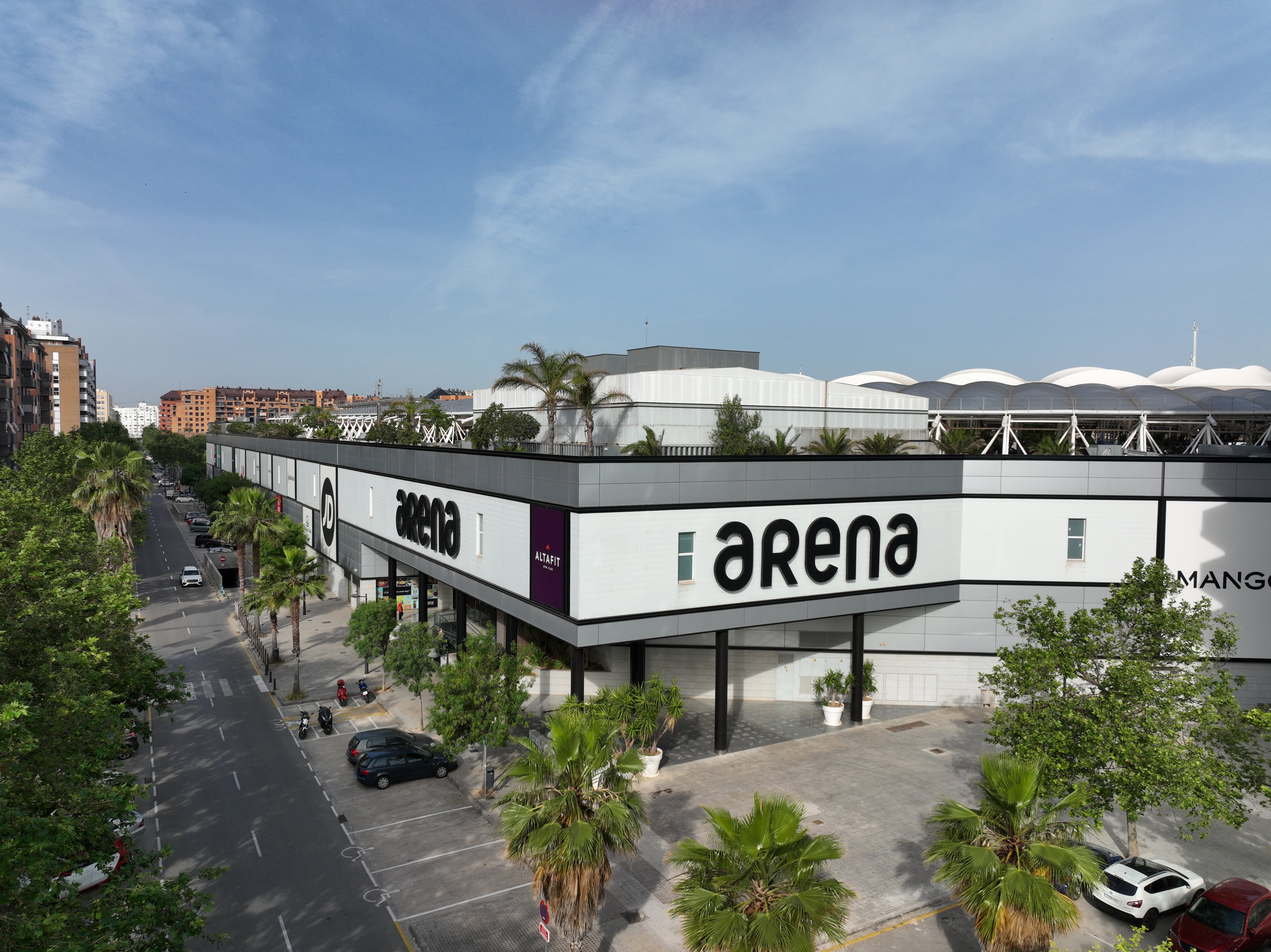 Todo listo para el inicio de las rebajas en el Centro Comercial Arena